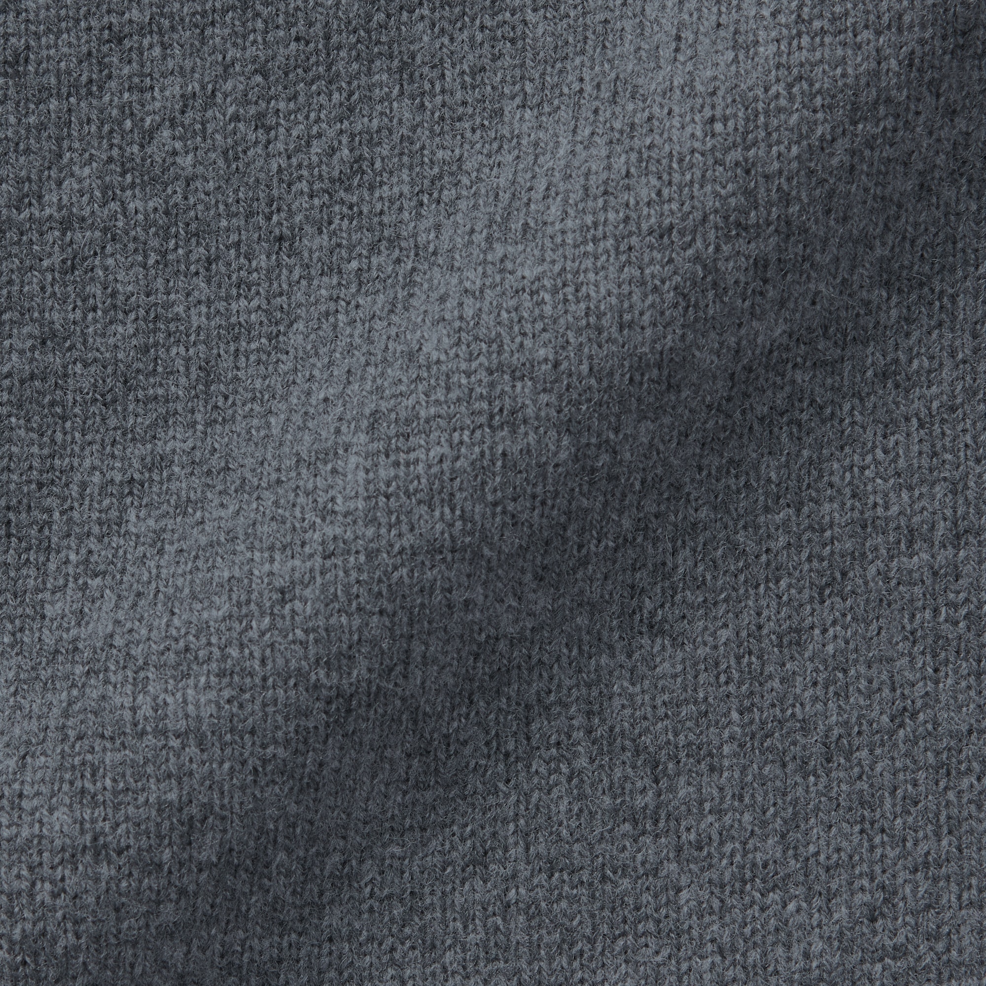 婦人　洗えるウールミドルゲージＶネックカーディガン