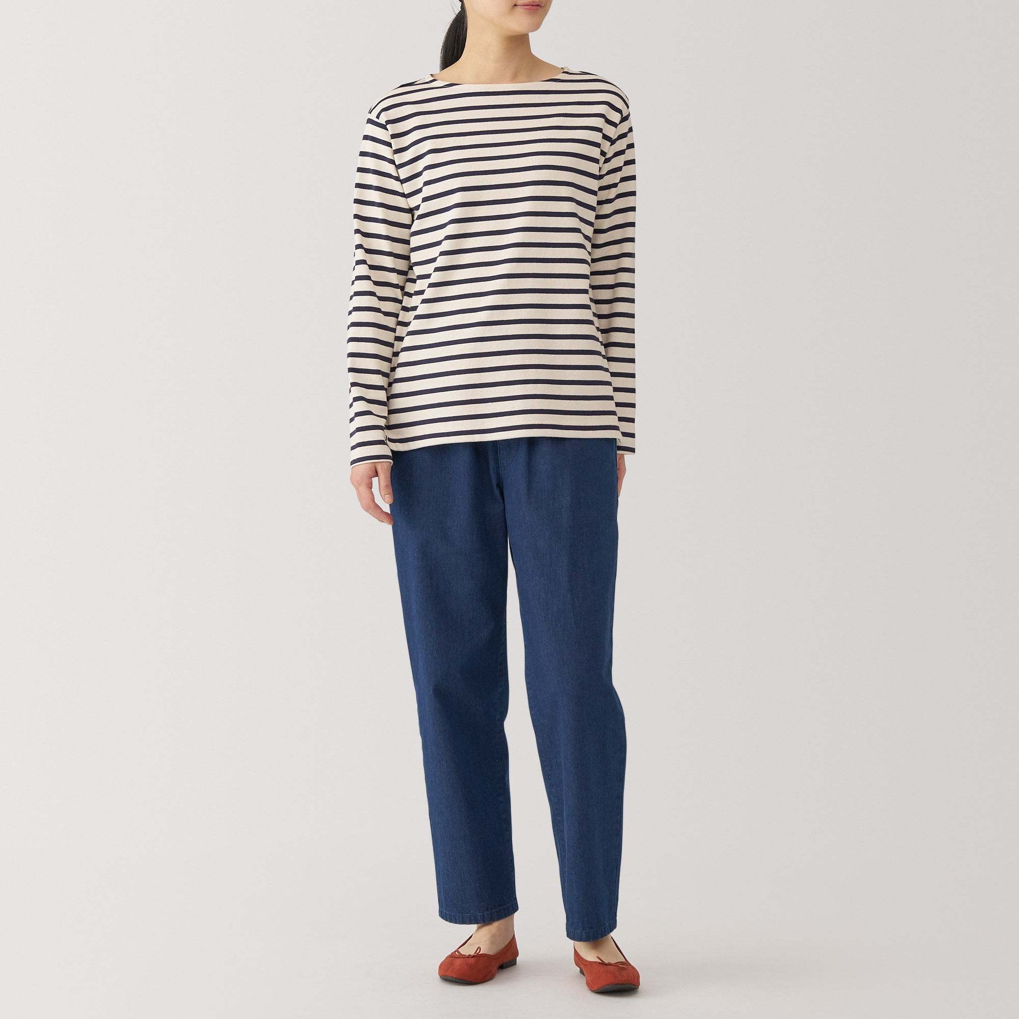 婦人　洗いざらしデニム　イージーテーパードパンツ