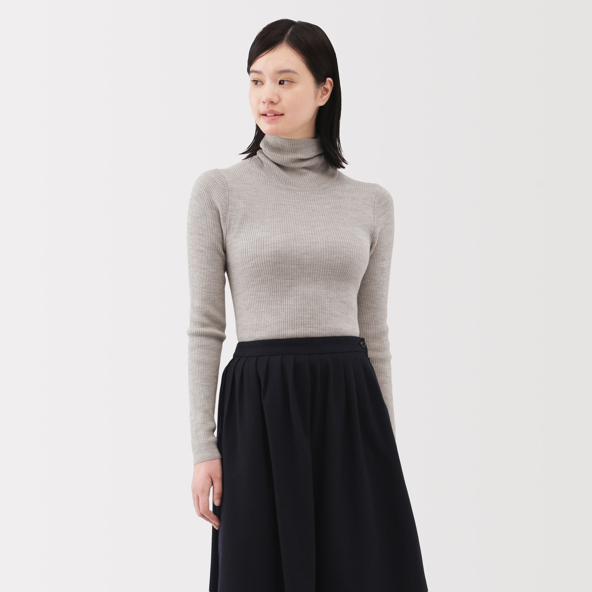 婦人　洗えるウールハイゲージリブタートルネックセーター