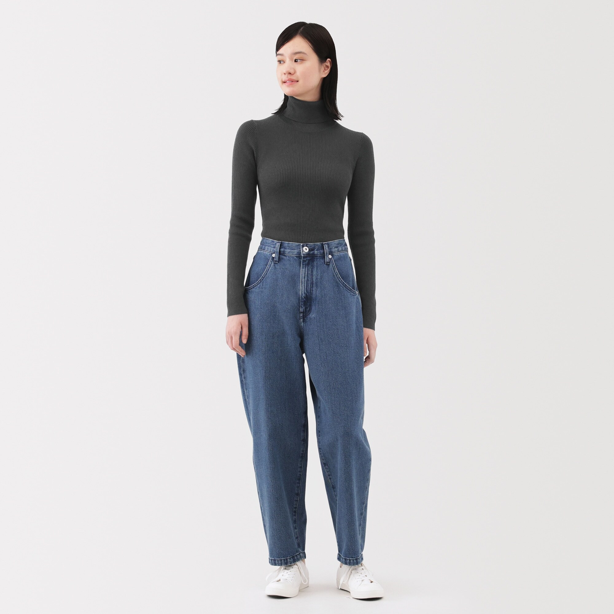 婦人　洗えるウールハイゲージリブタートルネックセーター