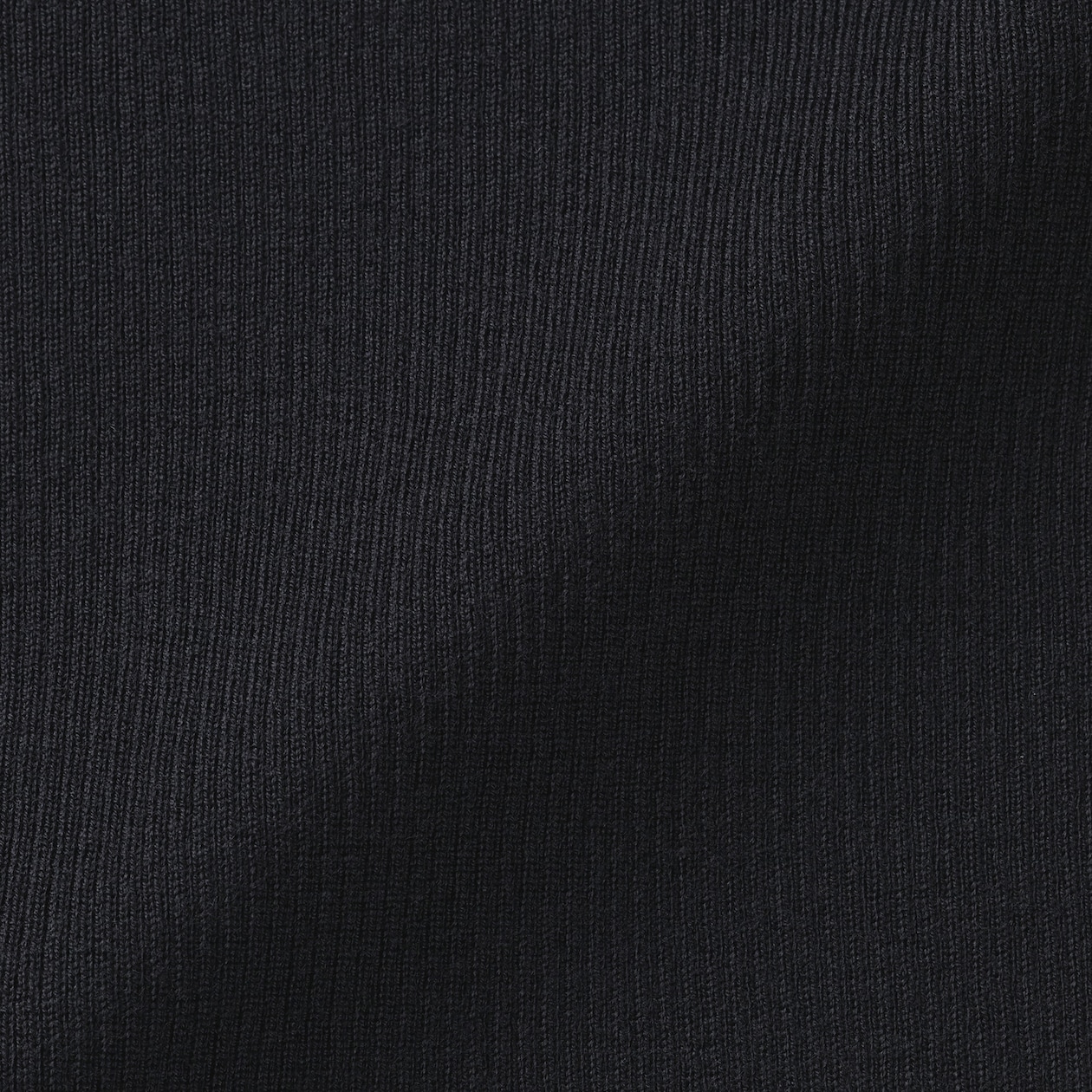 婦人　洗えるウールハイゲージリブタートルネックセーター