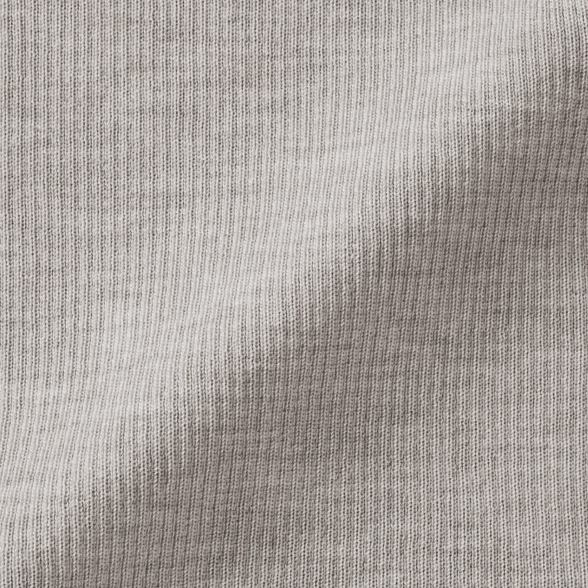 婦人　洗えるウールハイゲージリブタートルネックセーター