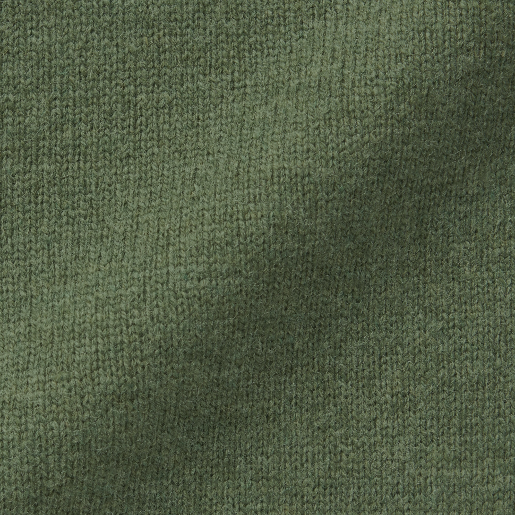 紳士　洗えるウールミドルゲージＶネックカーディガン