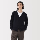 紳士　洗えるウールミドルゲージＶネックカーディガン