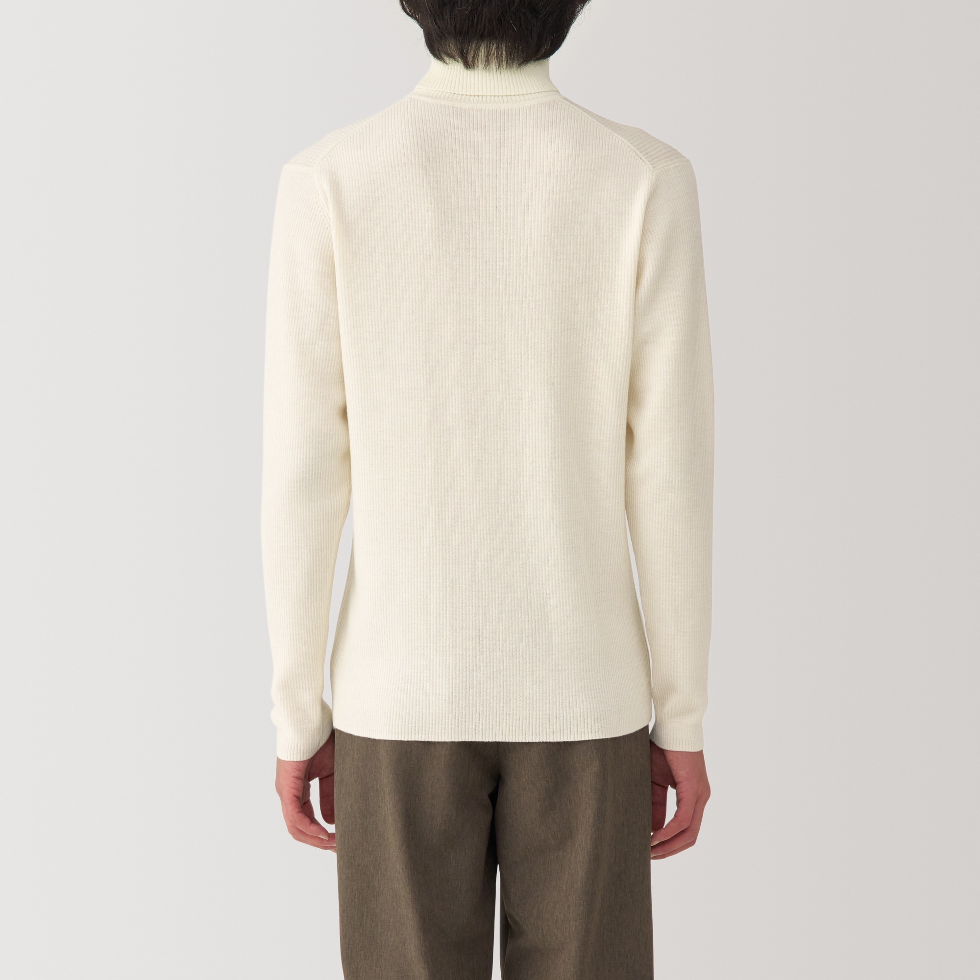 紳士　洗えるウールリブタートルネックセーター
