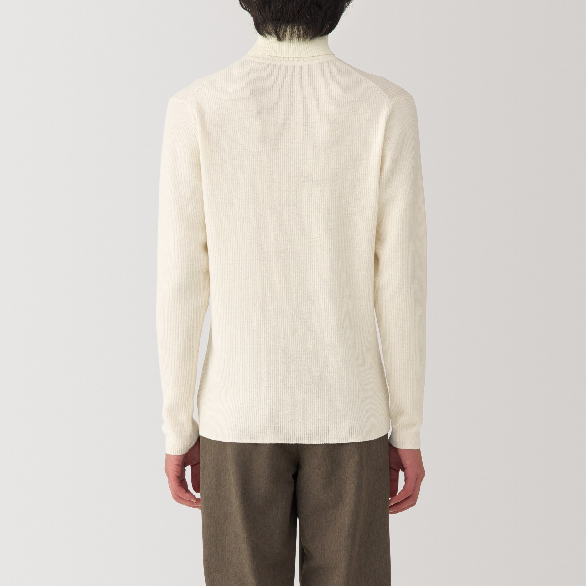 紳士　洗えるウールリブタートルネックセーター