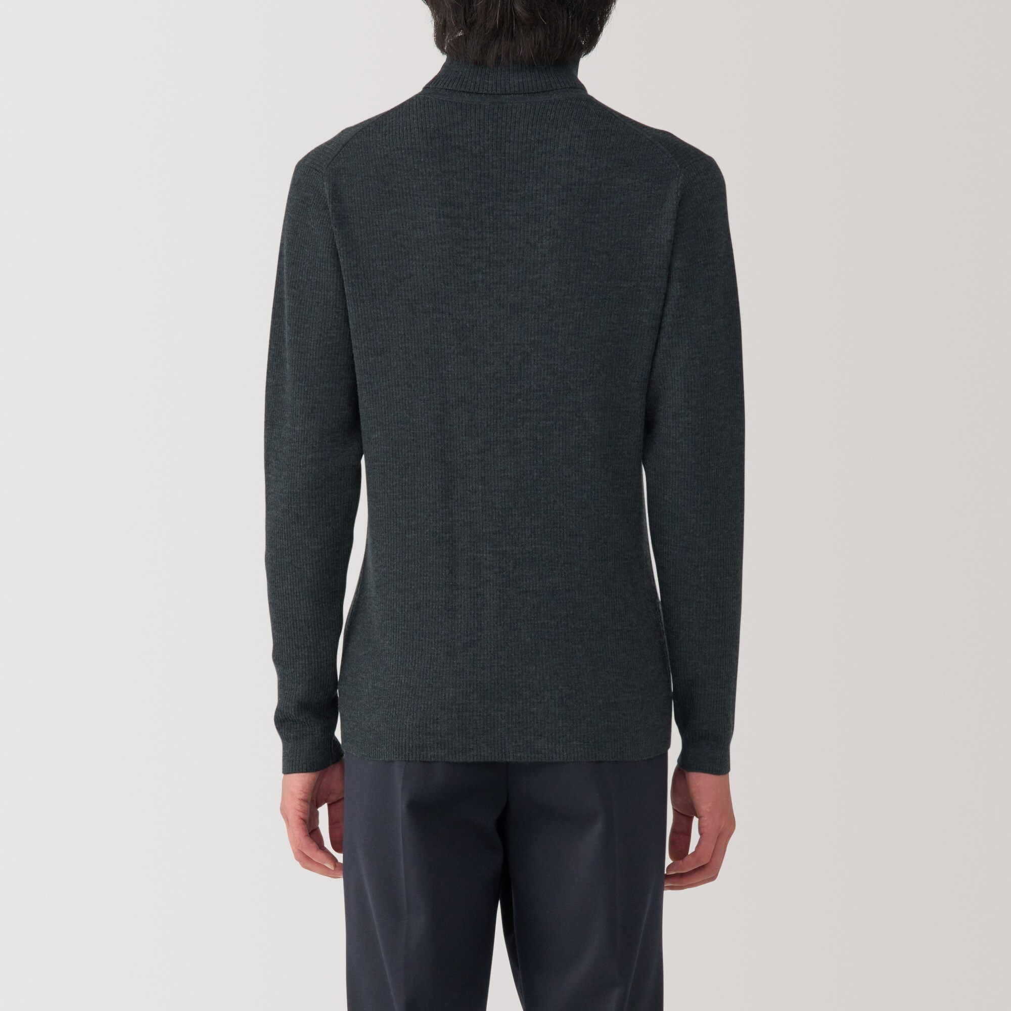 紳士　洗えるウールリブタートルネックセーター