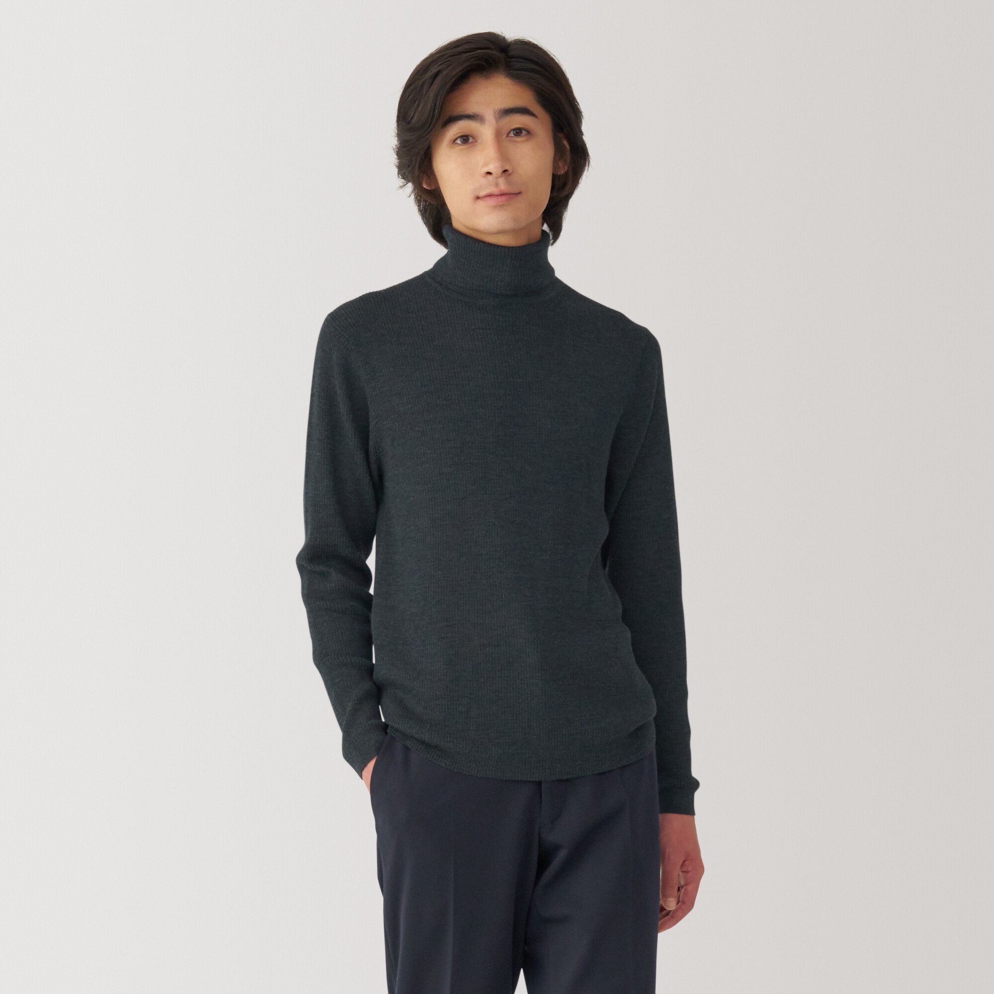 紳士　洗えるウールリブタートルネックセーター