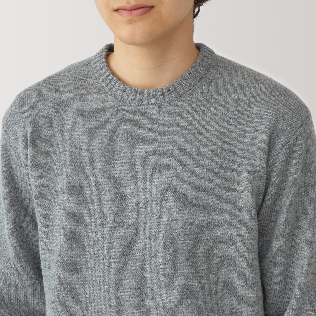 紳士　洗えるウールミドルゲージクルーネックセーター