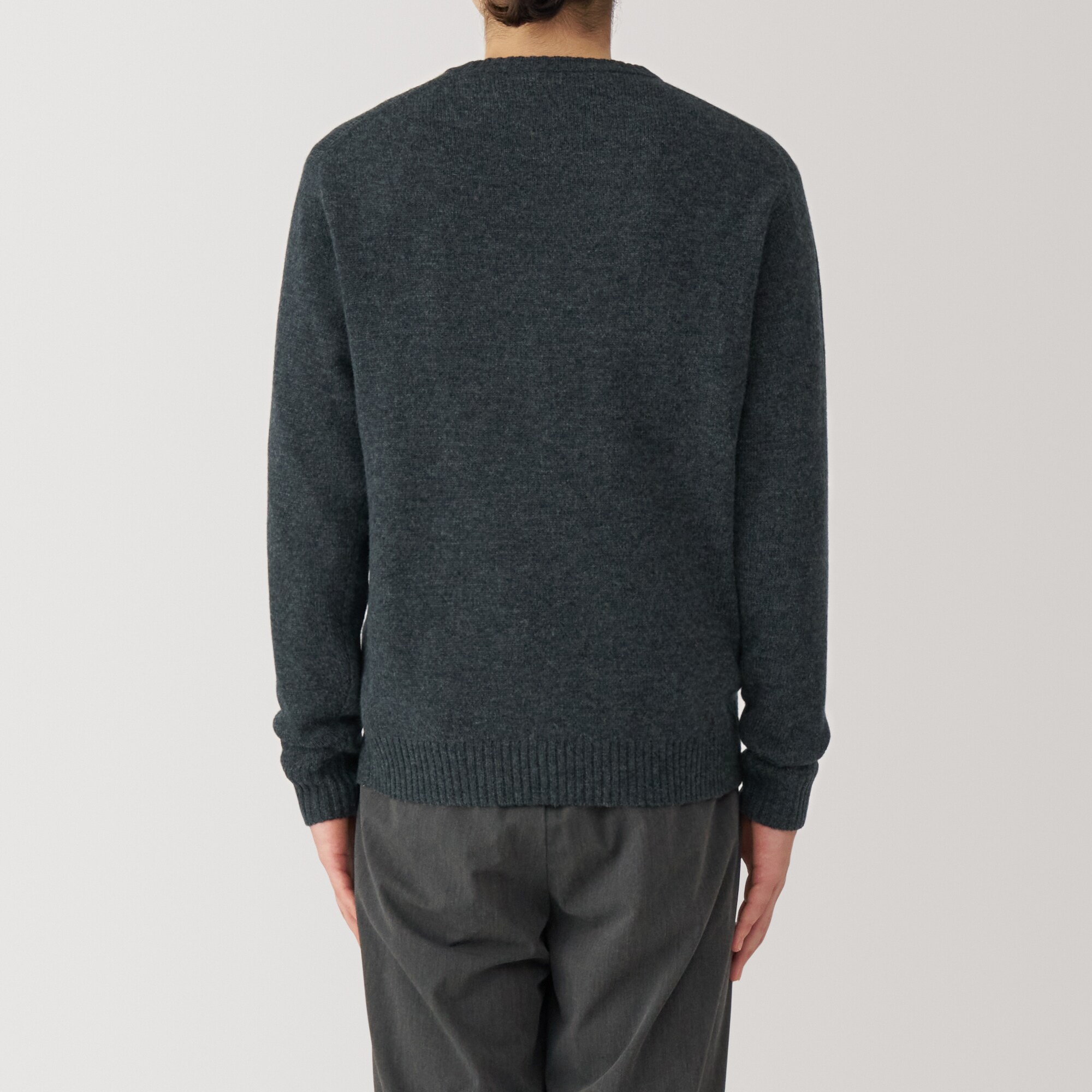 紳士　洗えるウールミドルゲージクルーネックセーター