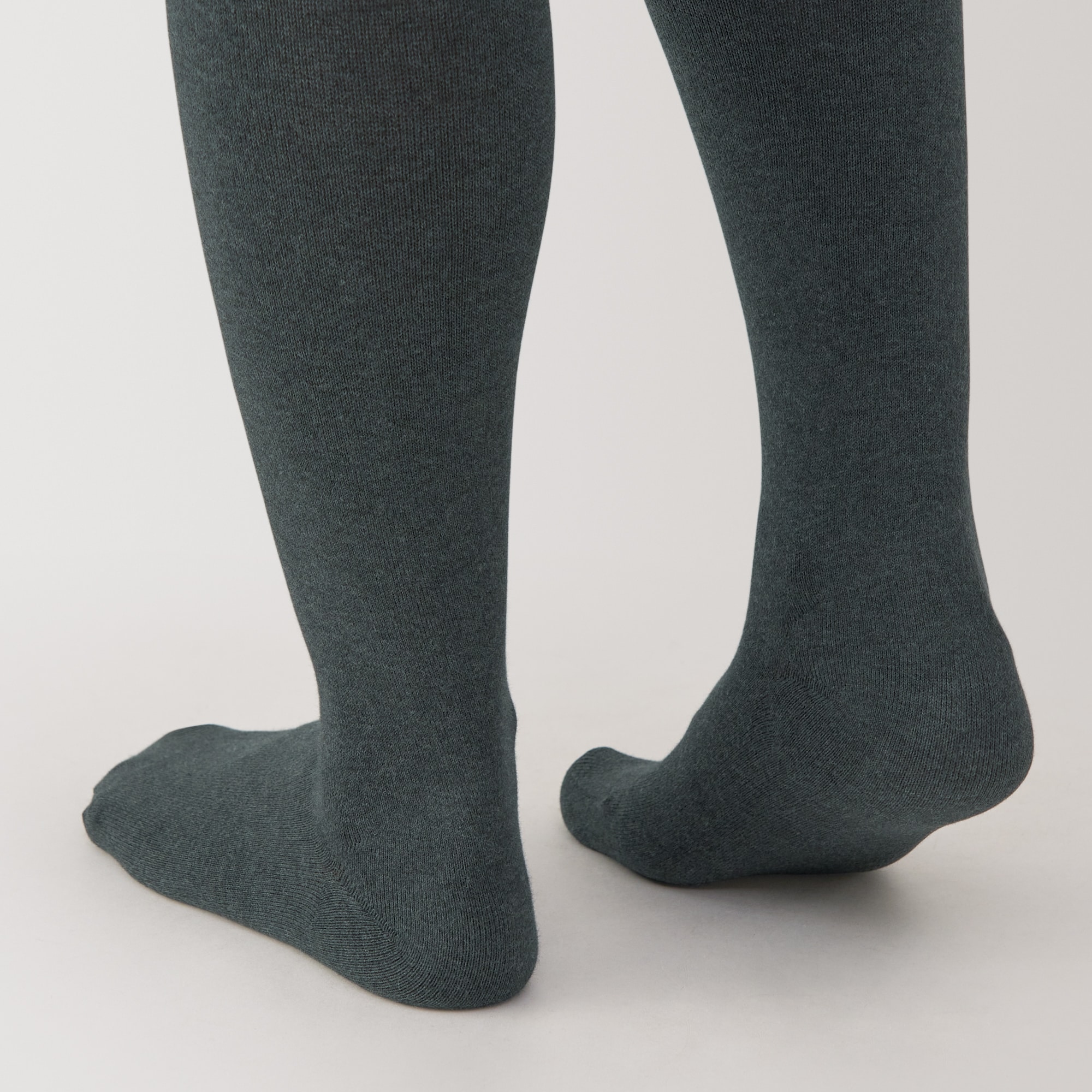 婦人　足なり直角　かかとに合う　タイツ