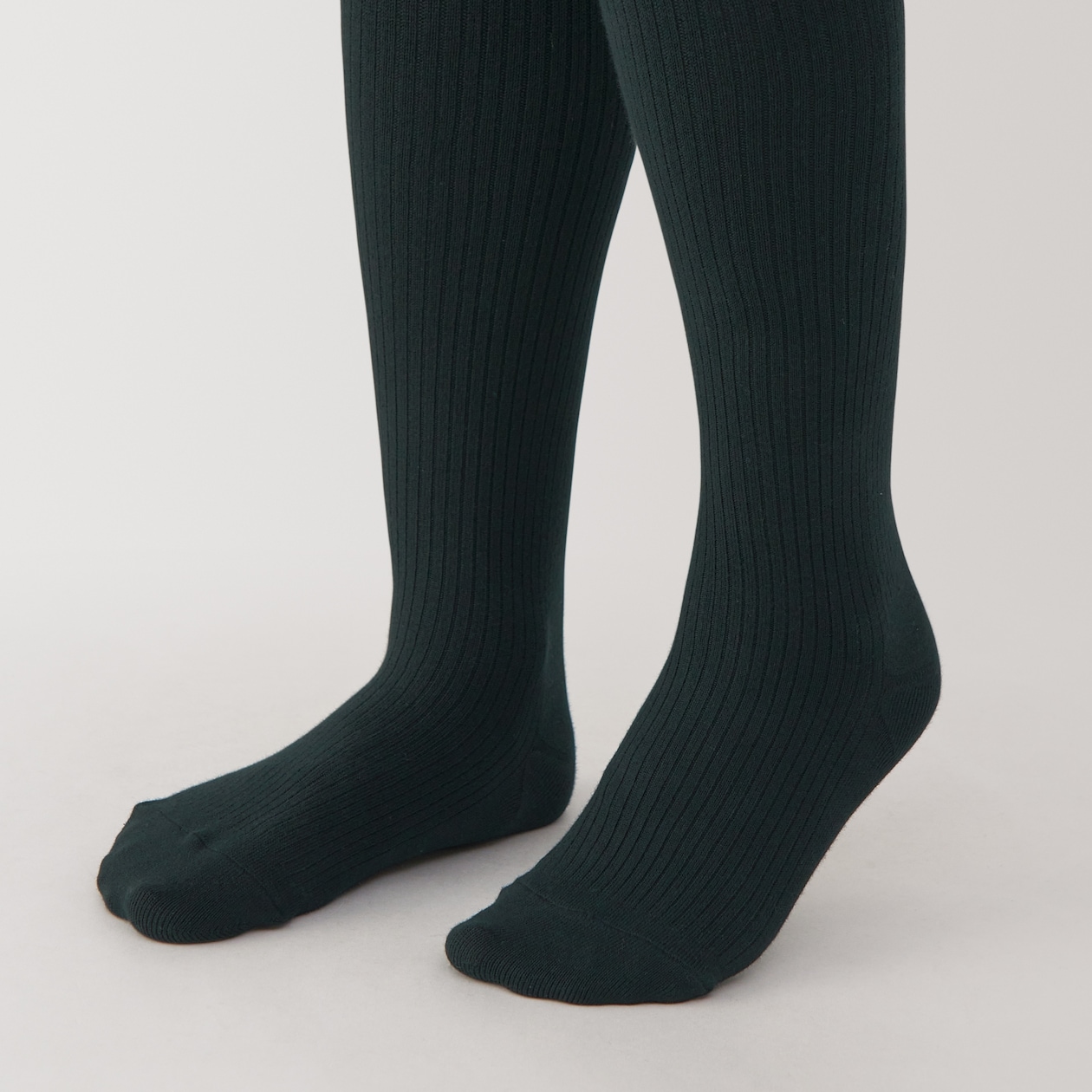 婦人　足なり直角　かかとに合う　リブ編みタイツ