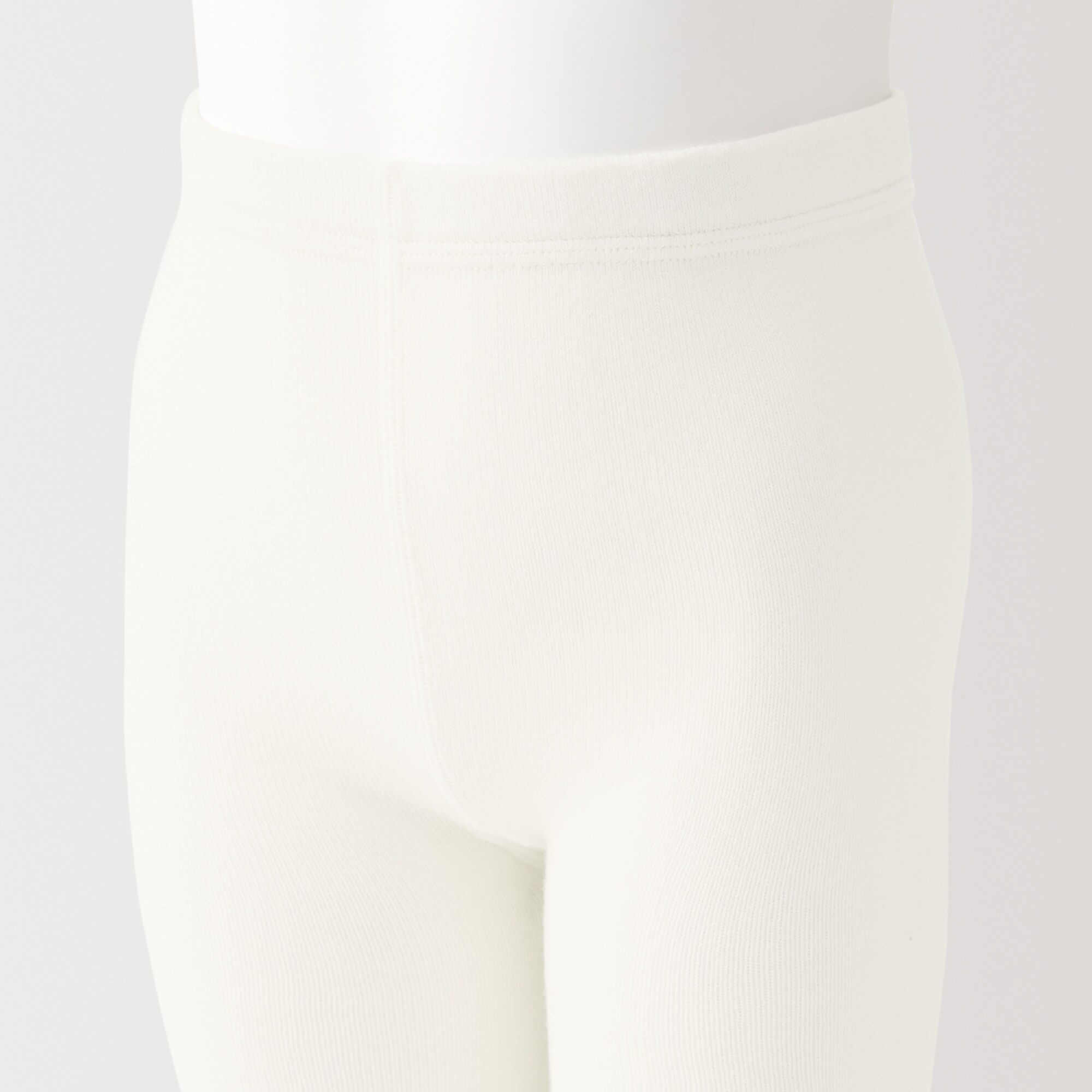 キッズ　足なり直角　かかとに合う　タイツ