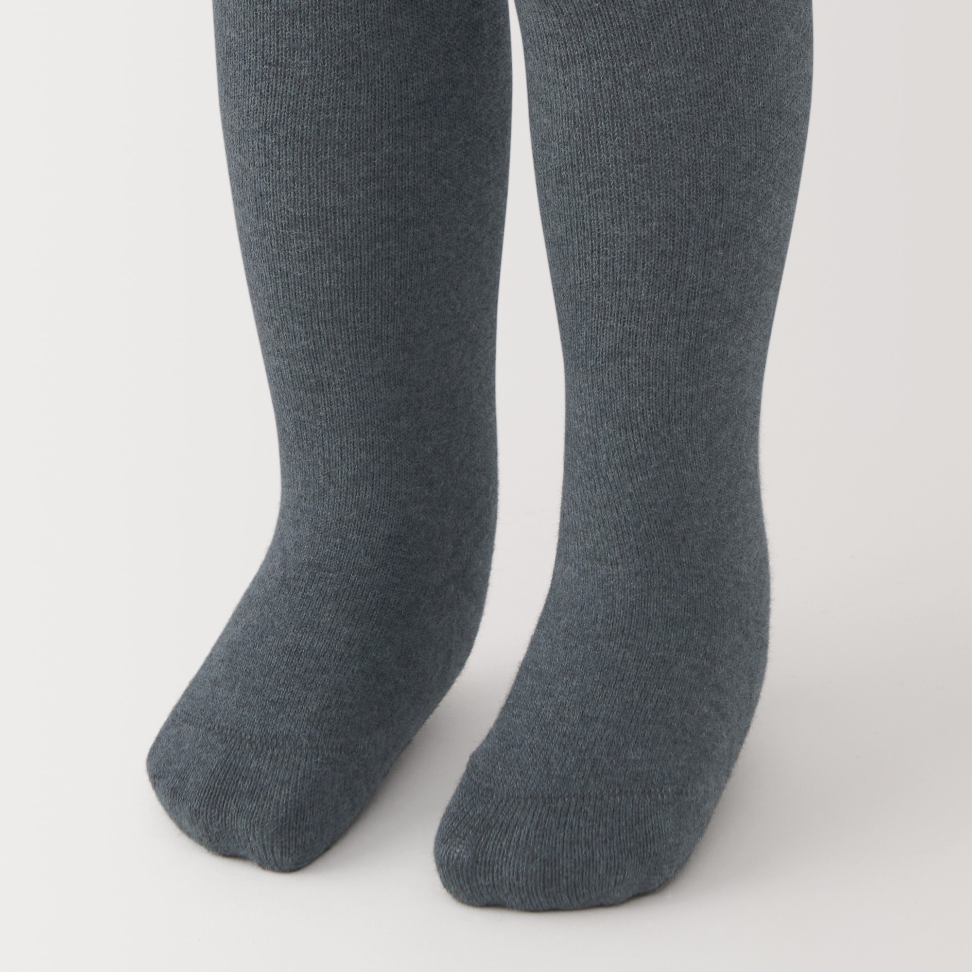 ベビー　足なり直角　かかとに合う　タイツ