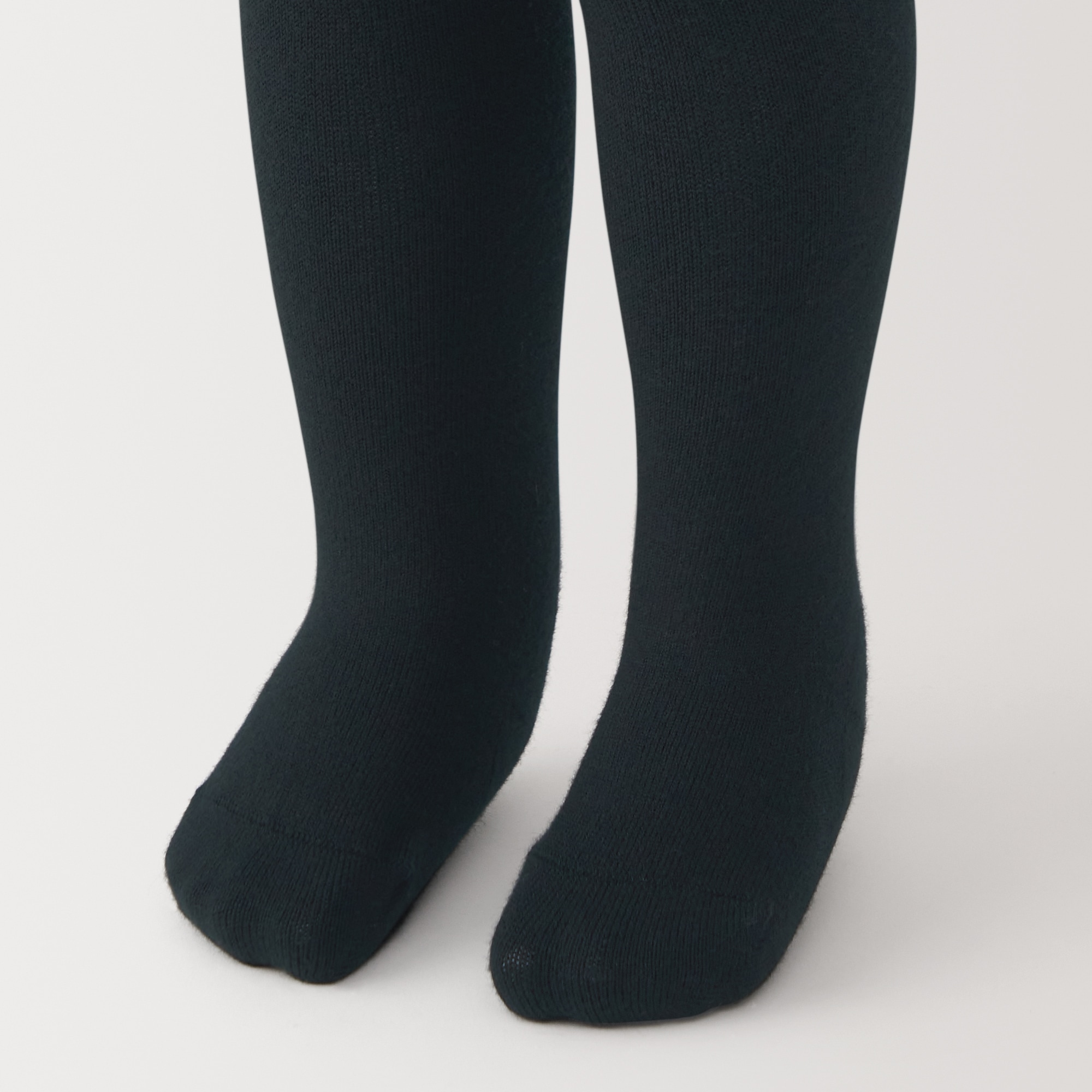 ベビー　足なり直角　かかとに合う　タイツ