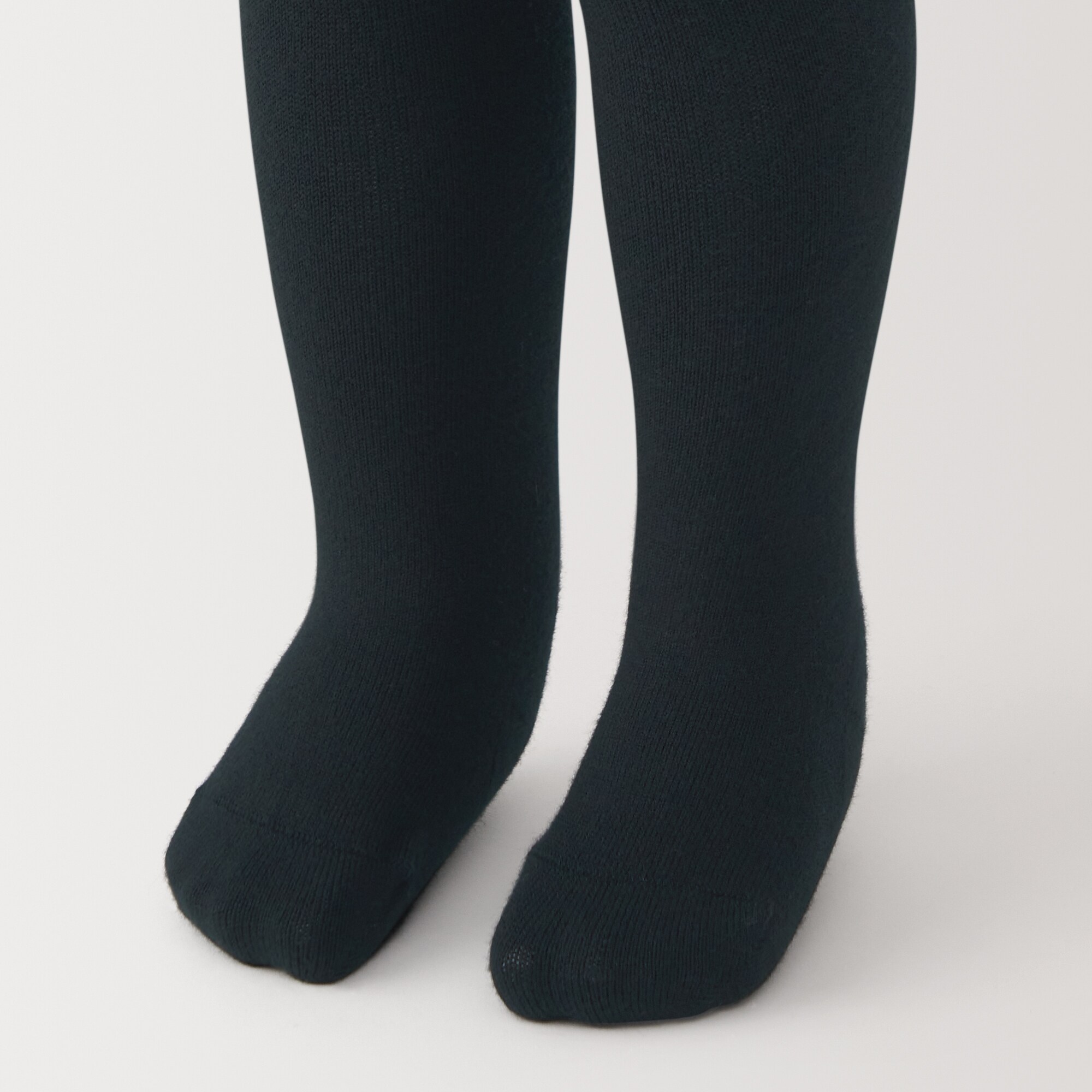 ベビー　足なり直角　かかとに合う　タイツ