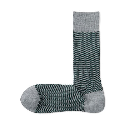 紳士　光沢感のあるウール糸で編んだ　足なり直角　ジャカード柄靴下