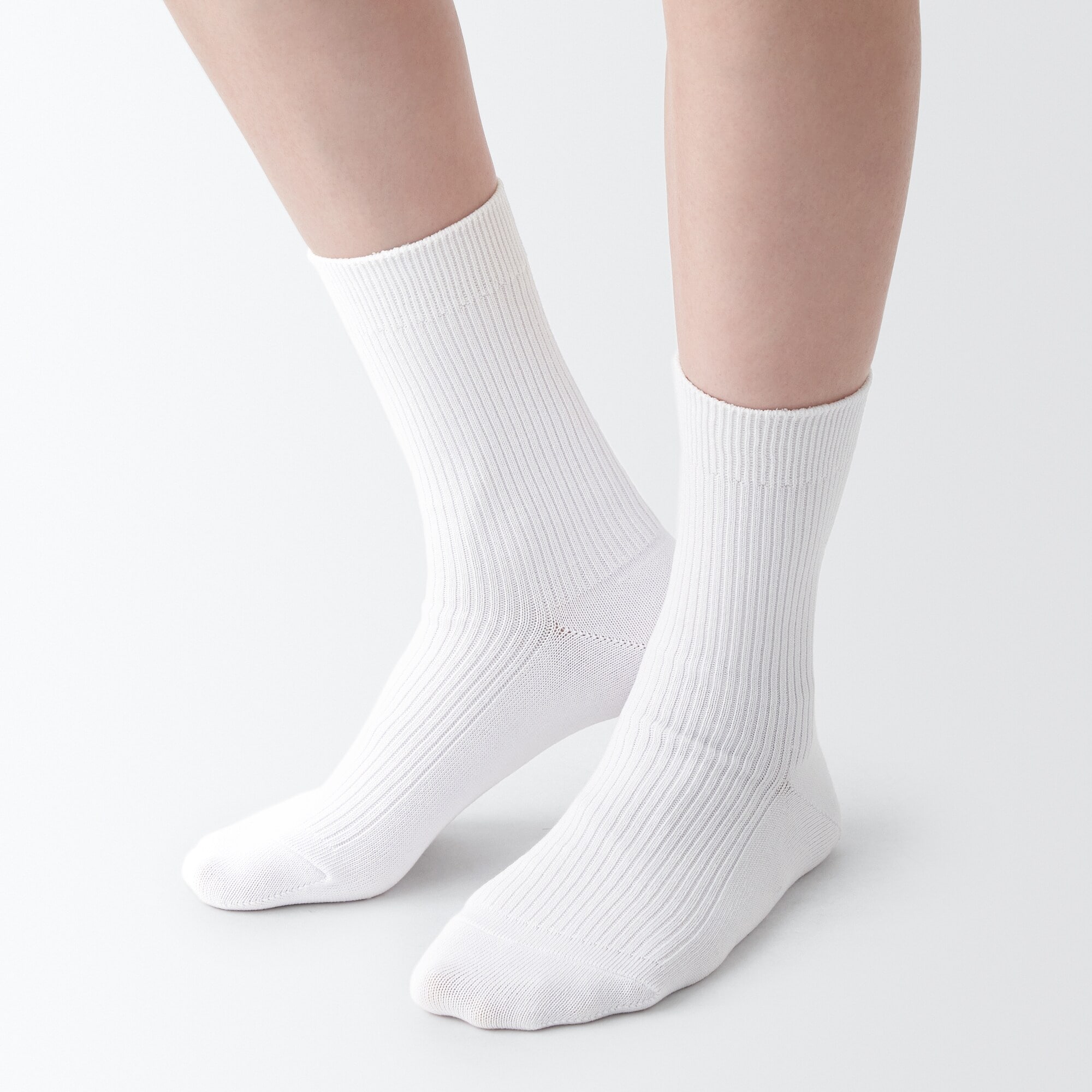 関東国際　リブ編み靴下4足セット ホワイト ネイビー　値段交渉あり 関東国際 リブ編み靴下4足セット ホワイト ネイビー 値段交渉あり