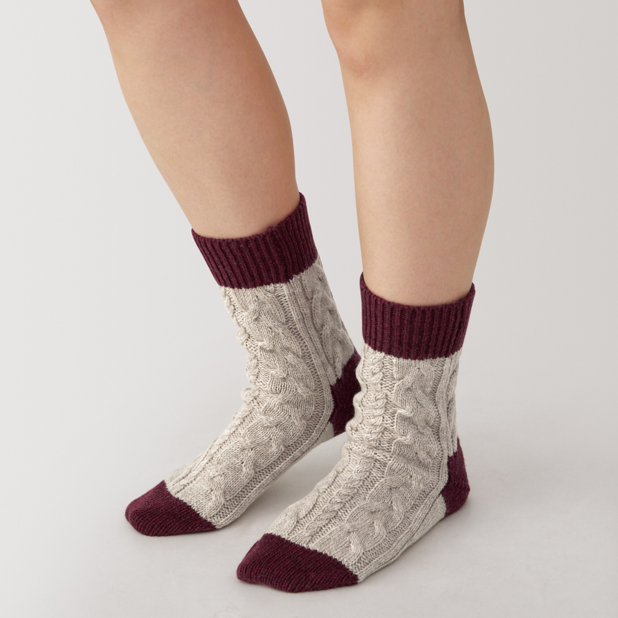 婦人　足なり直角　ウール混　柄編み　ルームソックス