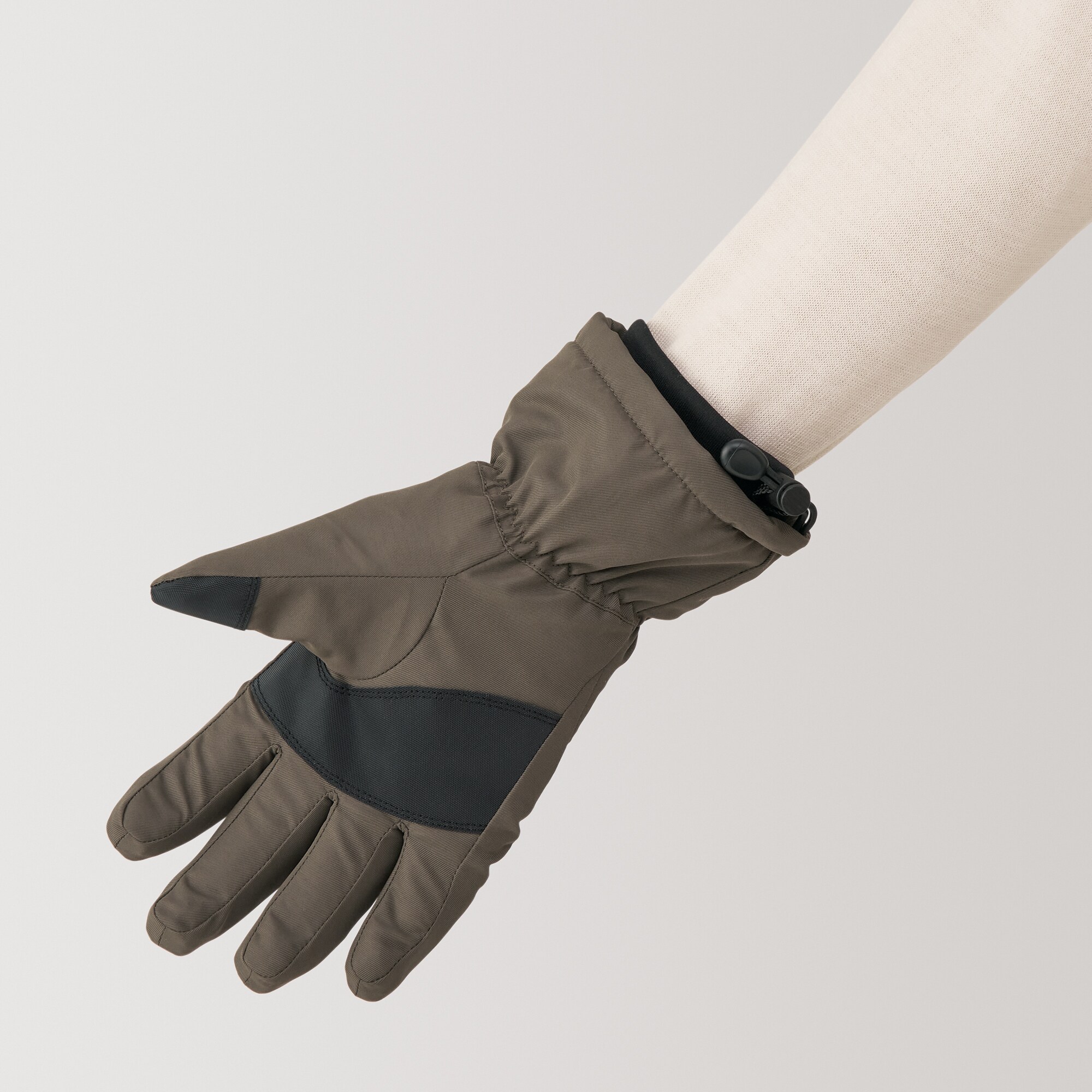 撥水生地を使った　防水シート入り　手袋