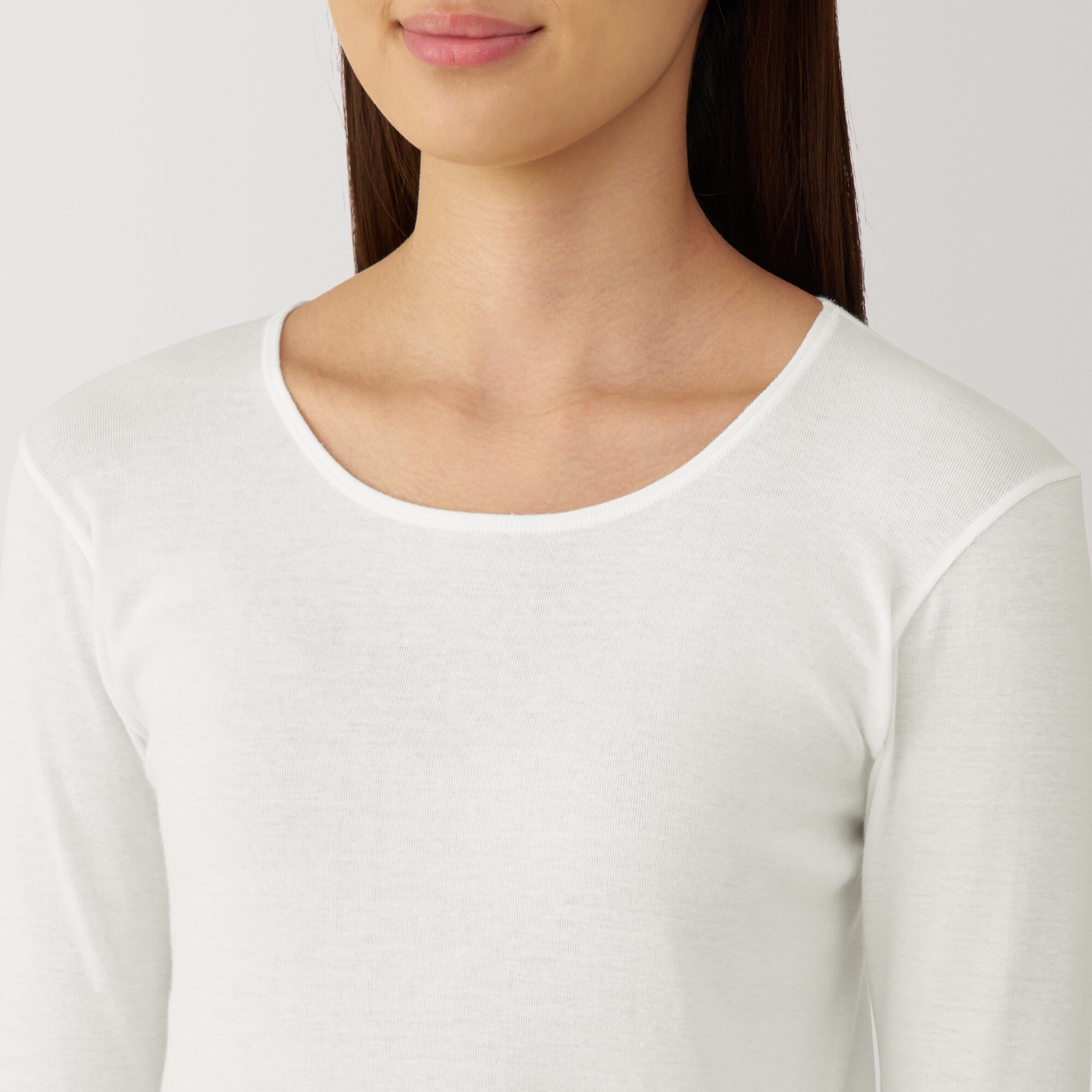 婦人　あったか綿　クルーネック長袖Ｔシャツ