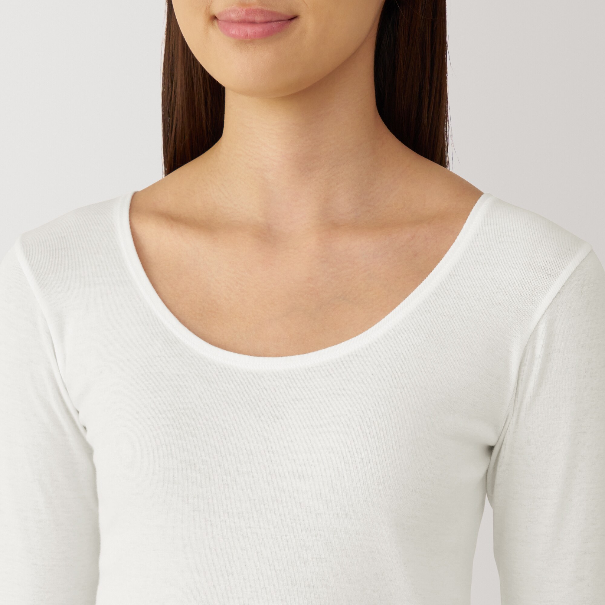 婦人　あったか綿　Ｕネック八分袖Ｔシャツ