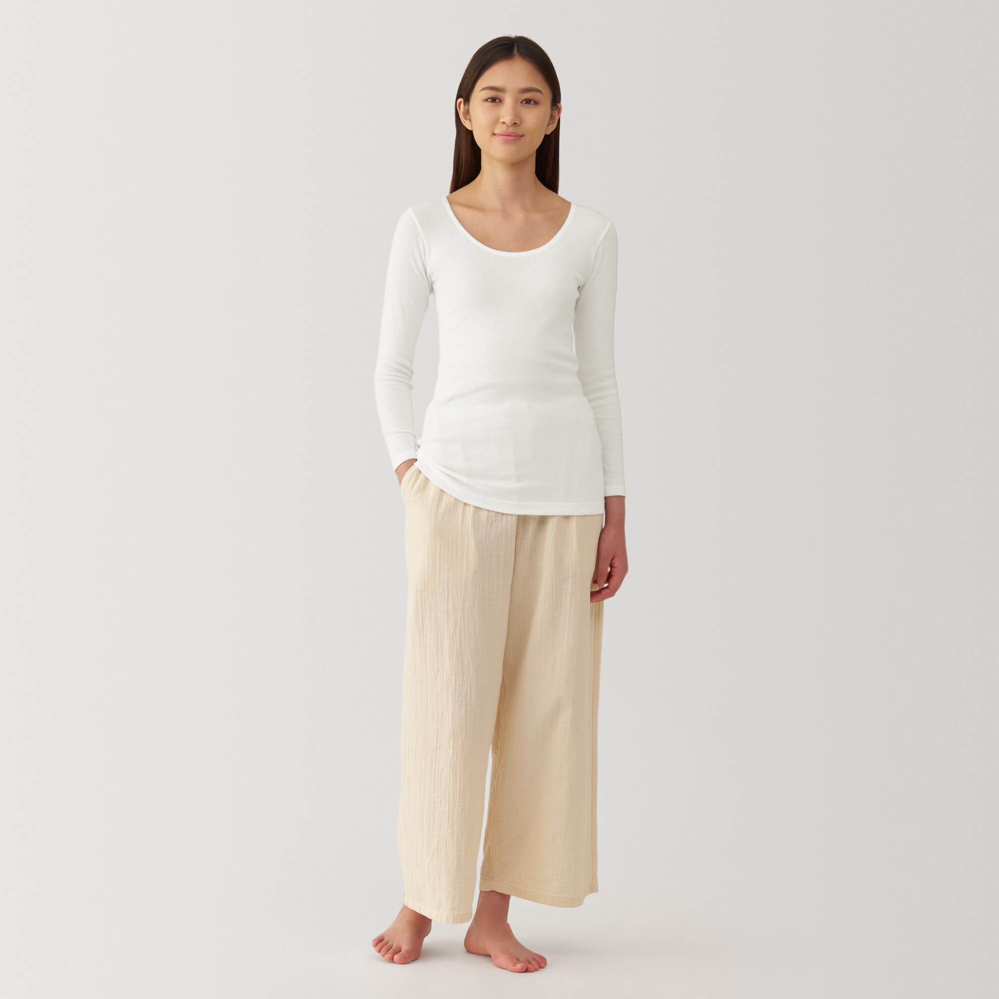 婦人　あったか綿　Ｕネック八分袖Ｔシャツ