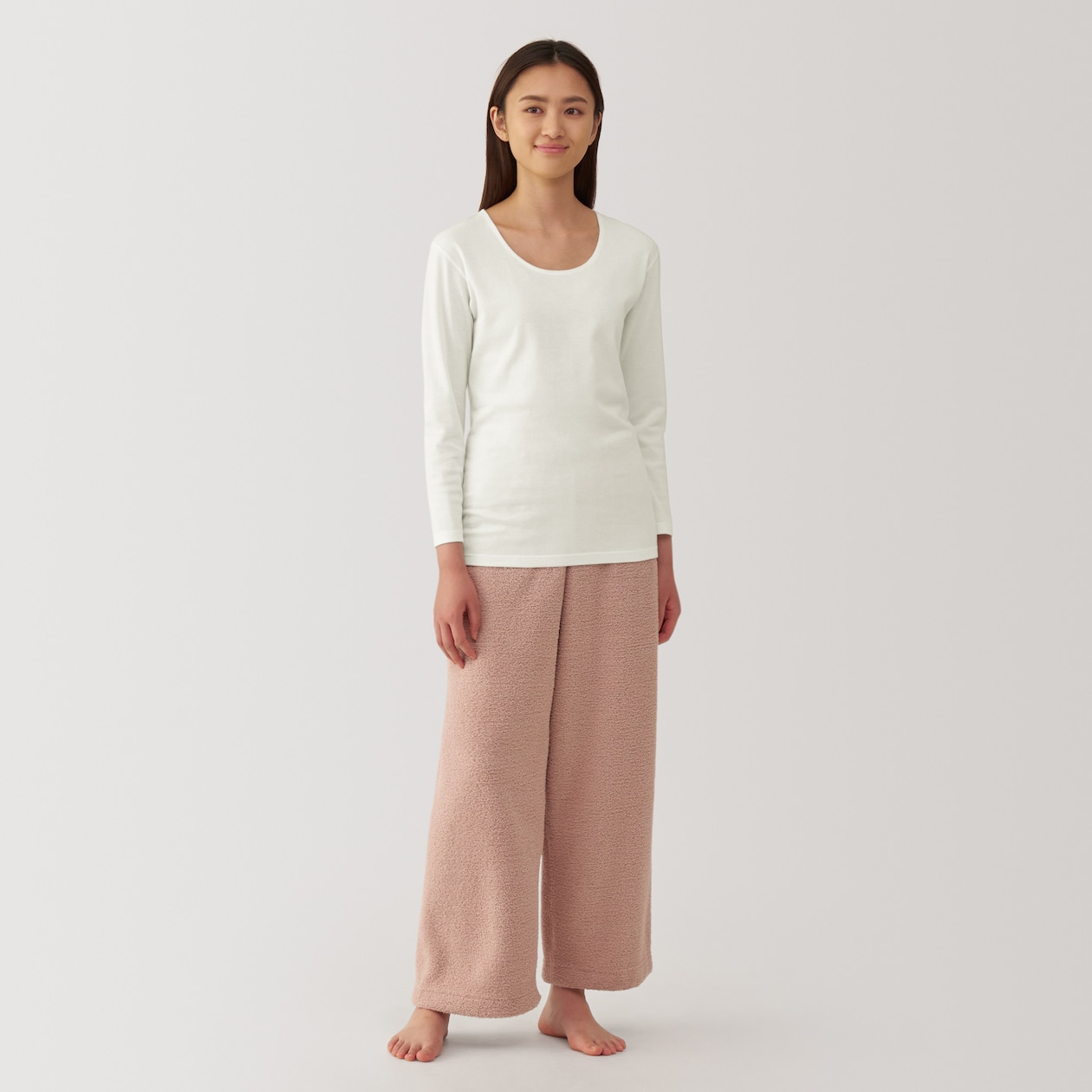 婦人　あったか綿　厚手　Ｕネック八分袖Ｔシャツ