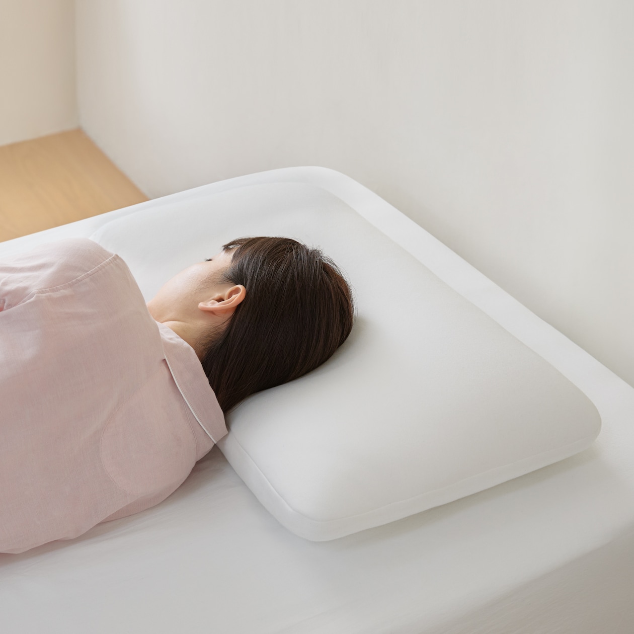 カバーが洗える　ふっくらまくら　４２×６７ｃｍ