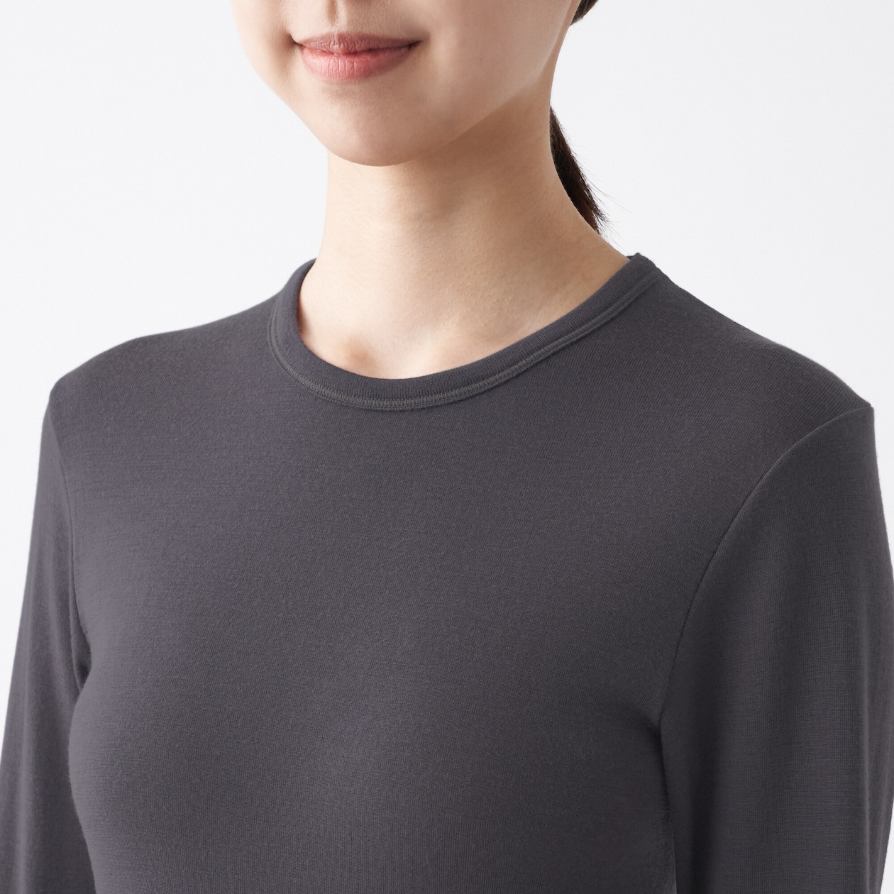 婦人　ウールクルーネック長袖Ｔシャツ