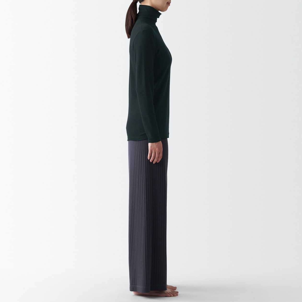 婦人　ウールタートルネック長袖Ｔシャツ