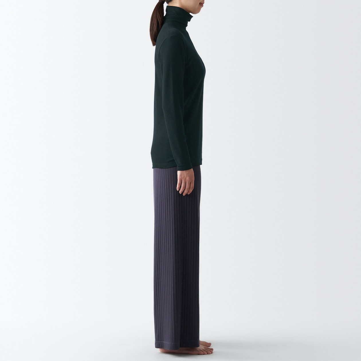 婦人　ウールタートルネック長袖Ｔシャツ