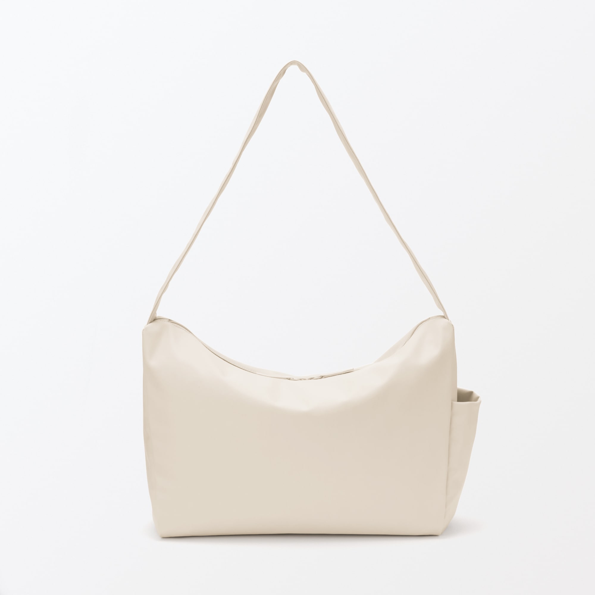 植物由来の原料を使った　スクエアショルダーバッグ