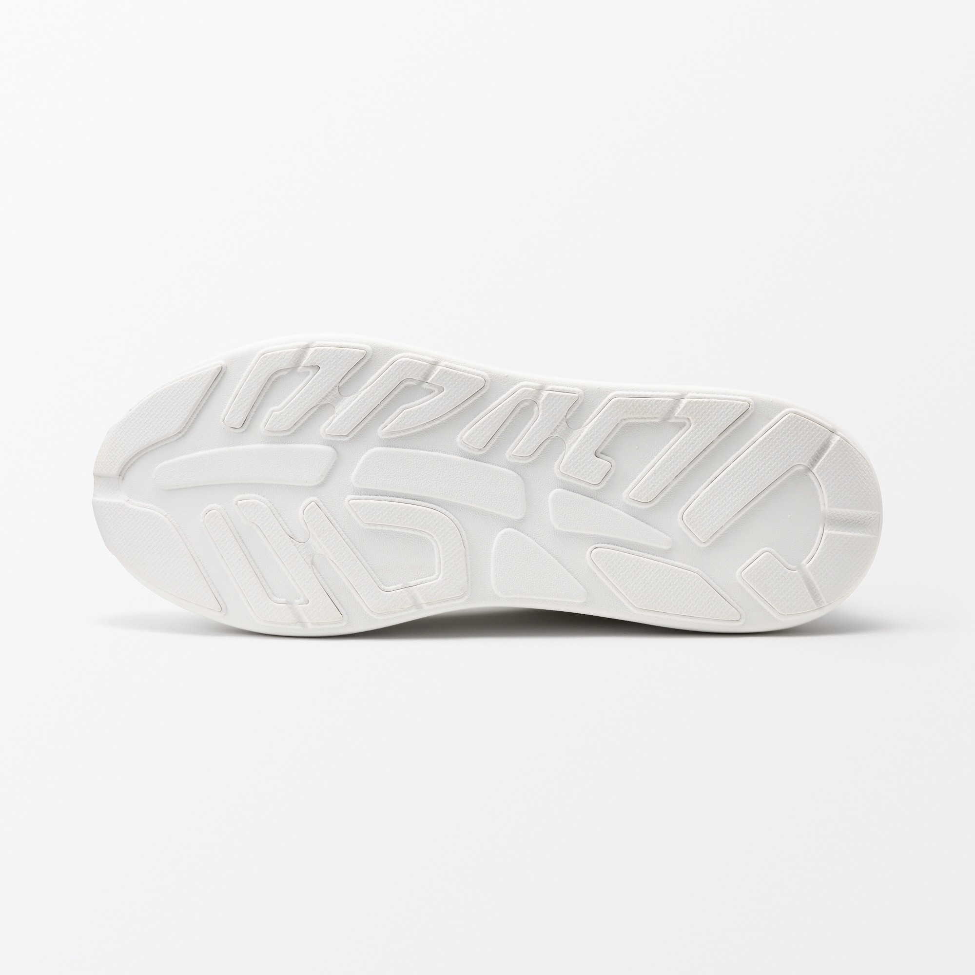 紳士　歩きやすいカーブソールスニーカー