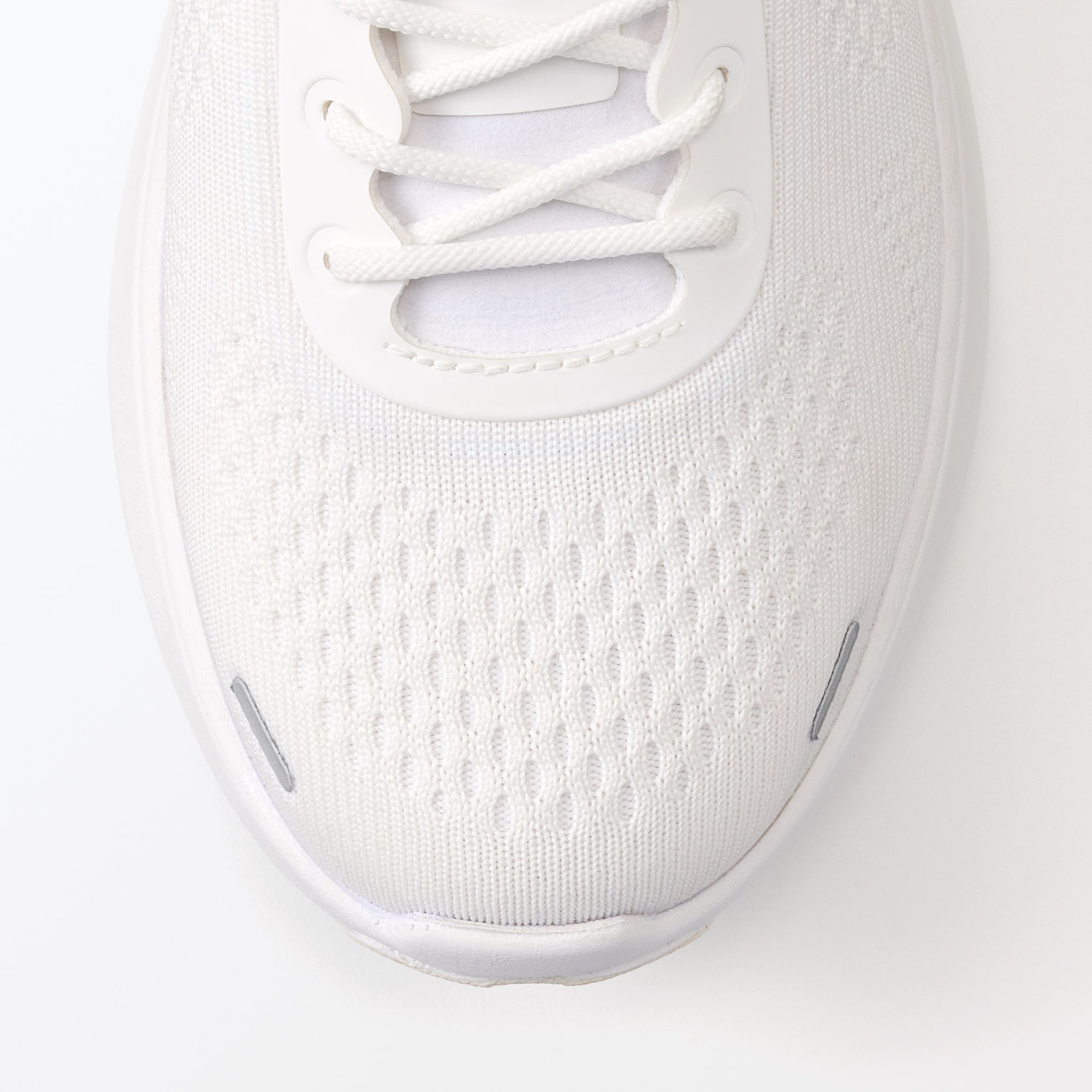 紳士　歩きやすいカーブソールスニーカー