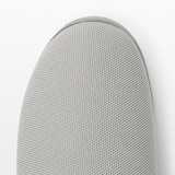 再生ポリエステル使い履き心地の良いスリッパ