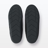 再生ポリエステル使い履き心地の良いスリッパ