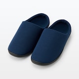 再生ポリエステル使い履き心地の良いスリッパ