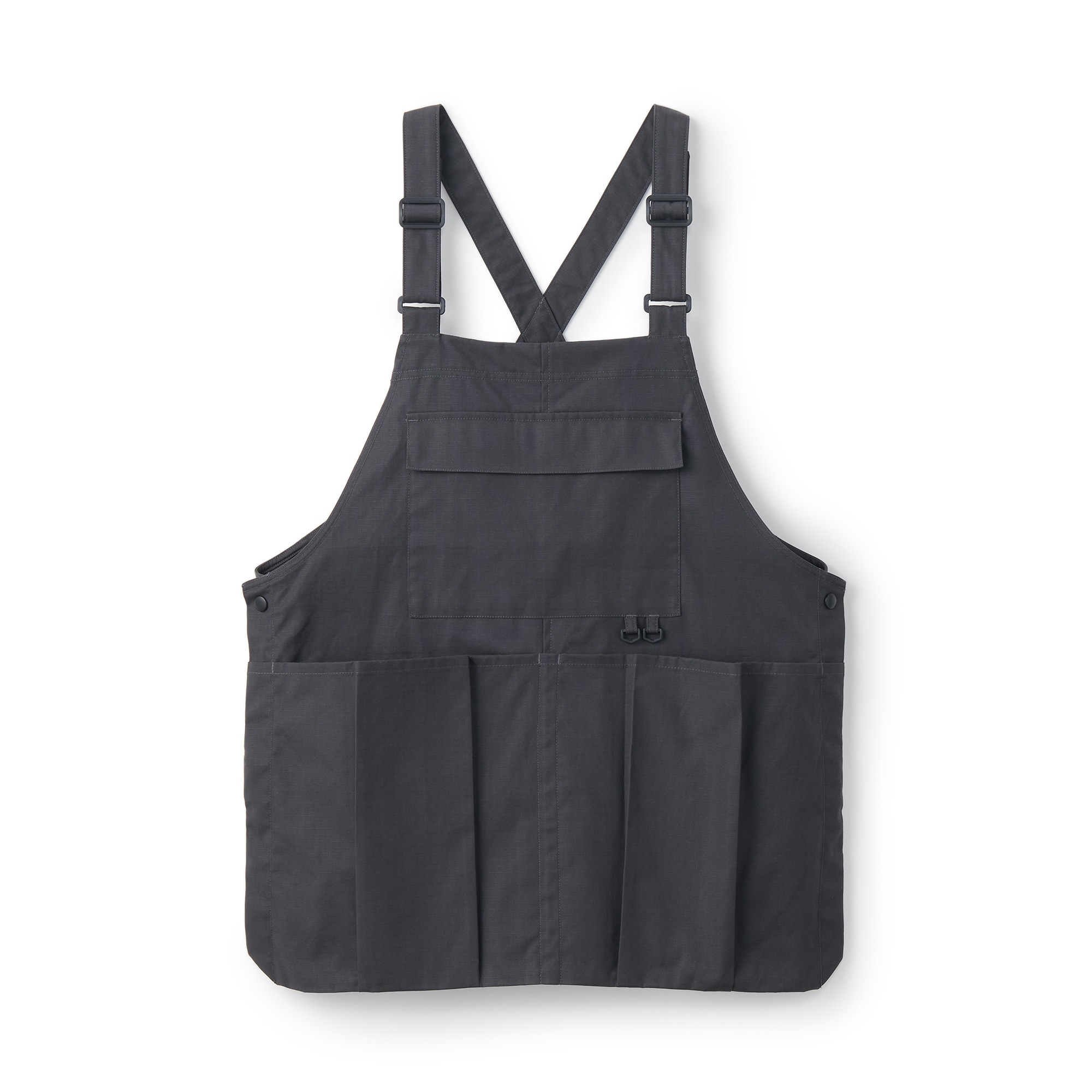 燃えにくい素材を使ったアウトドアエプロン