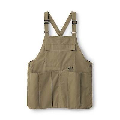 燃えにくい素材を使ったアウトドアエプロン　フリーサイズ