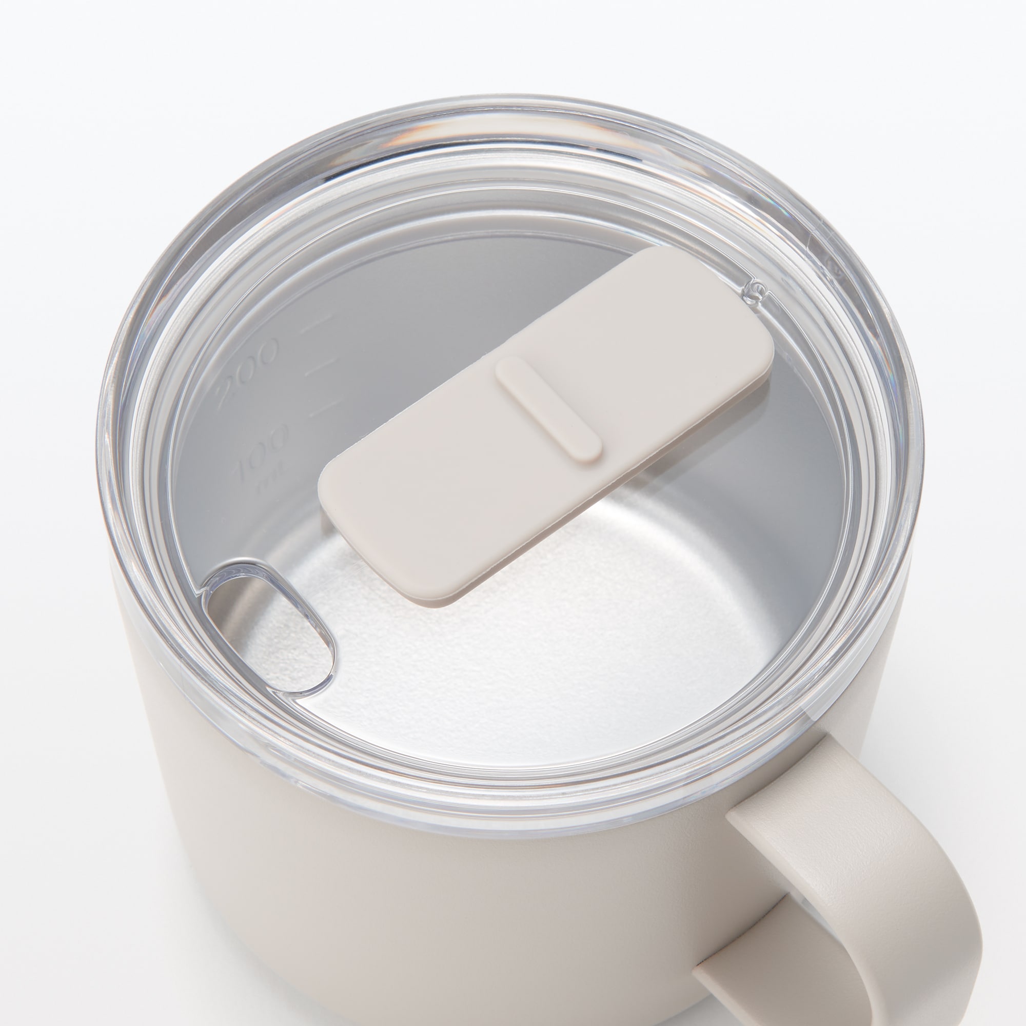 目盛り付き　保温保冷　蓋付きマグカップ