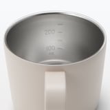 目盛り付き　保温保冷　蓋付きマグカップ