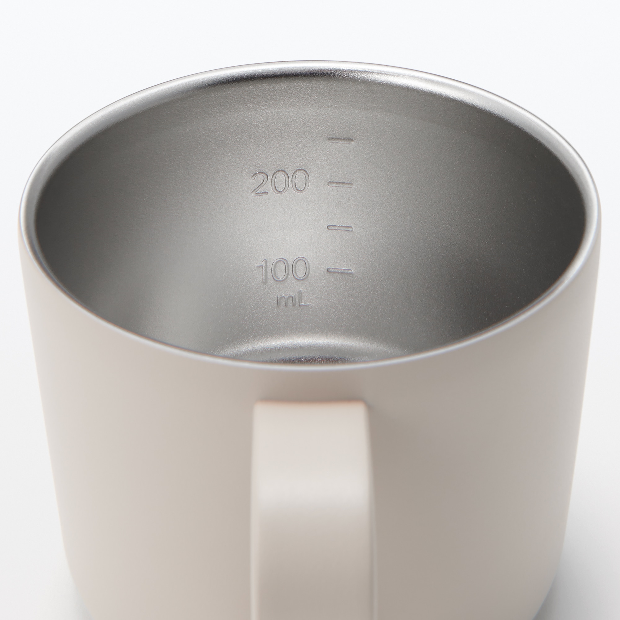 目盛り付き　保温保冷　蓋付きマグカップ