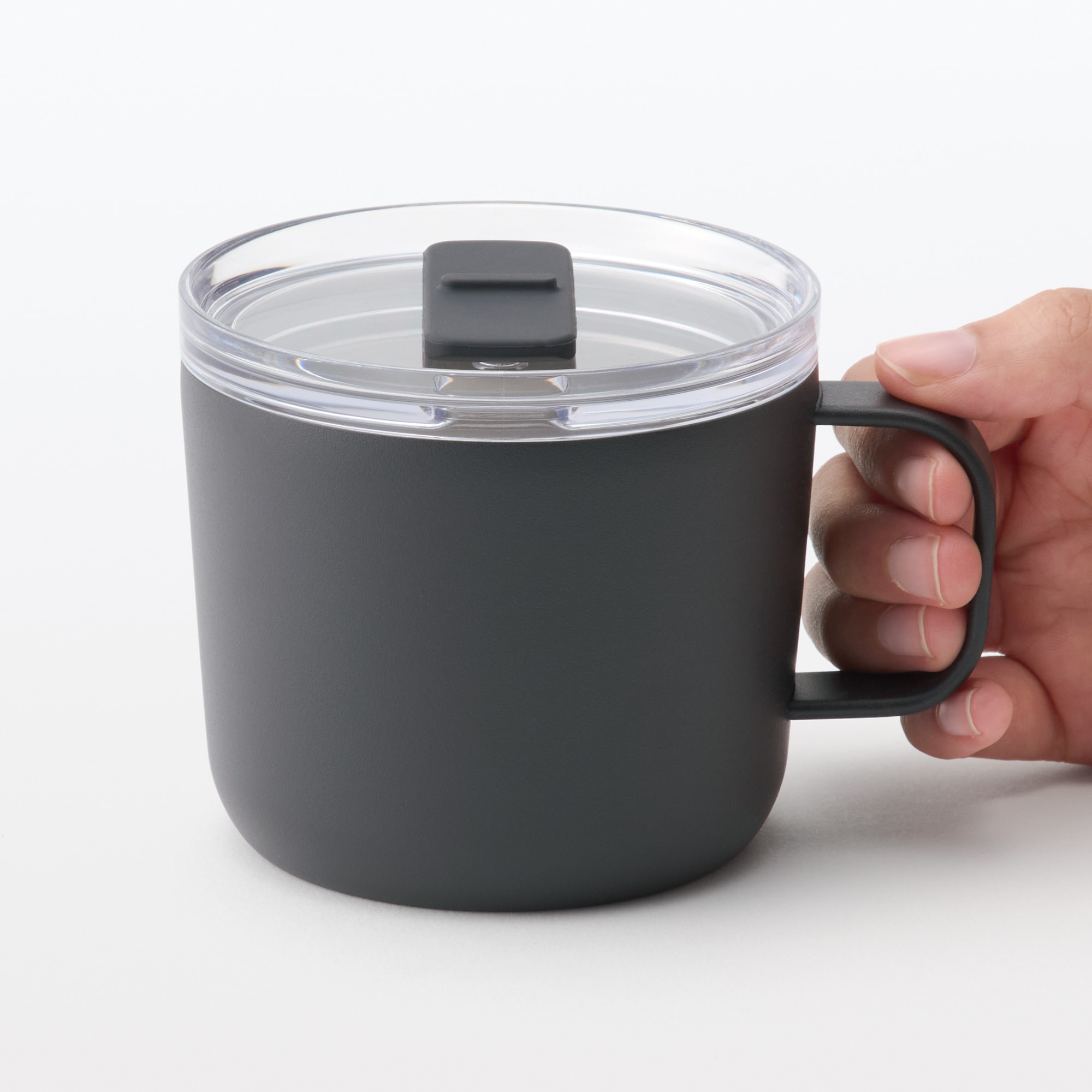 目盛り付き　保温保冷　蓋付きマグカップ