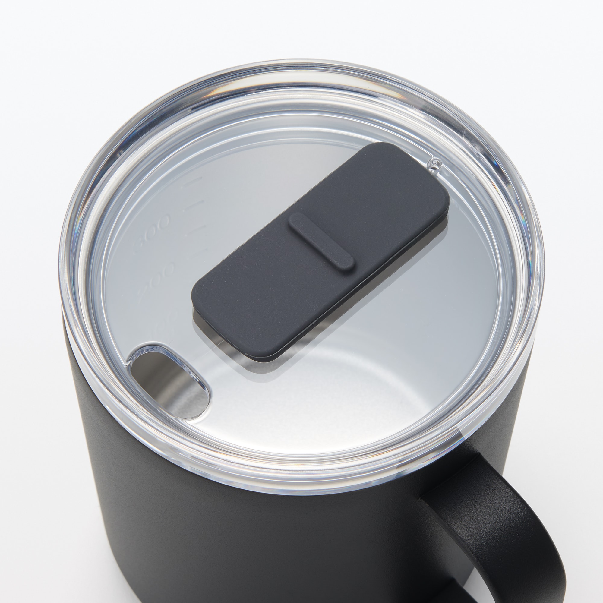 目盛り付き　保温保冷　蓋付きマグカップ