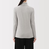 婦人　起毛フライス編みタートルネック長袖Ｔシャツ