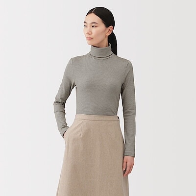 婦人　起毛フライス編みタートルネック長袖Ｔシャツ