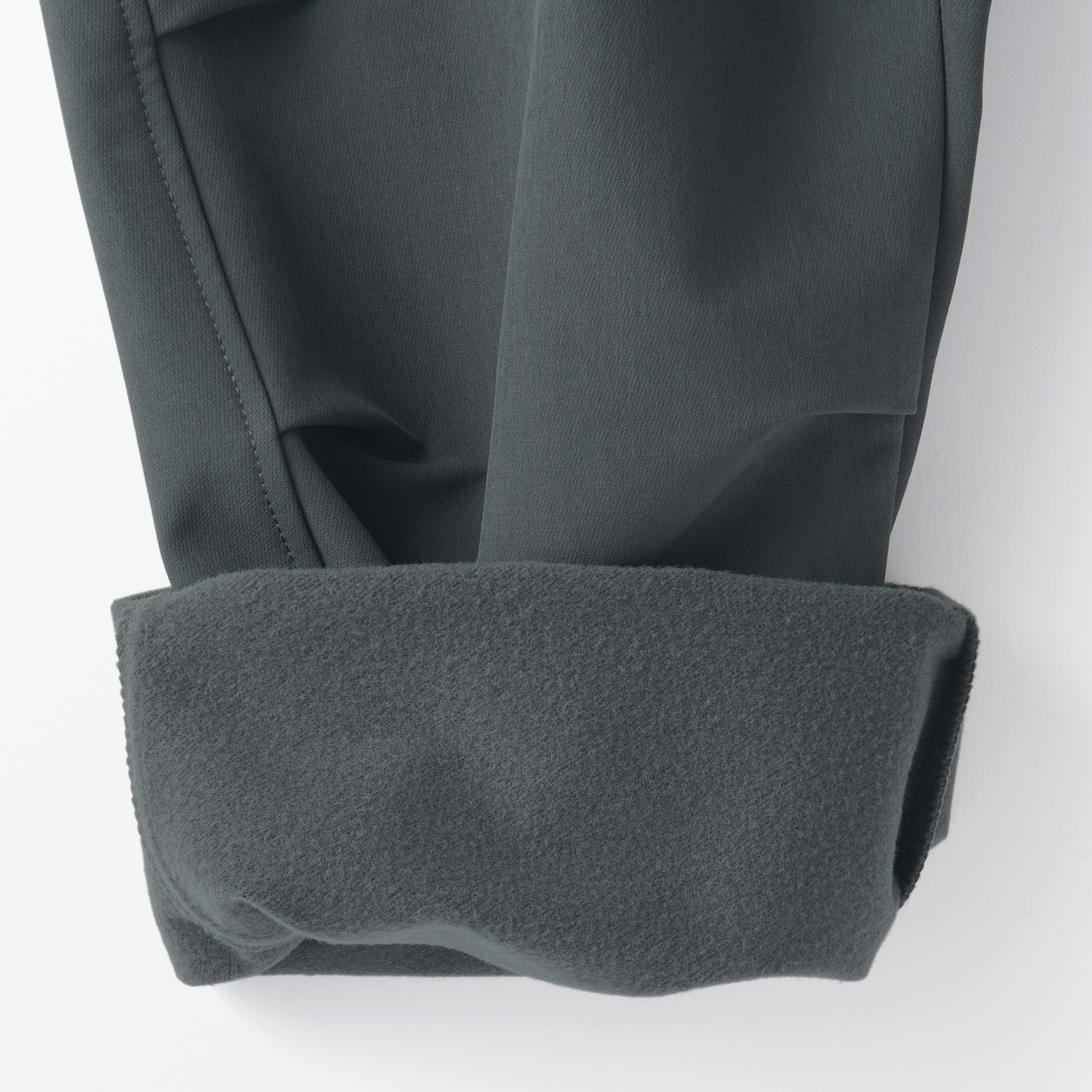 キッズ　防風裏起毛ストレッチジョガーパンツ