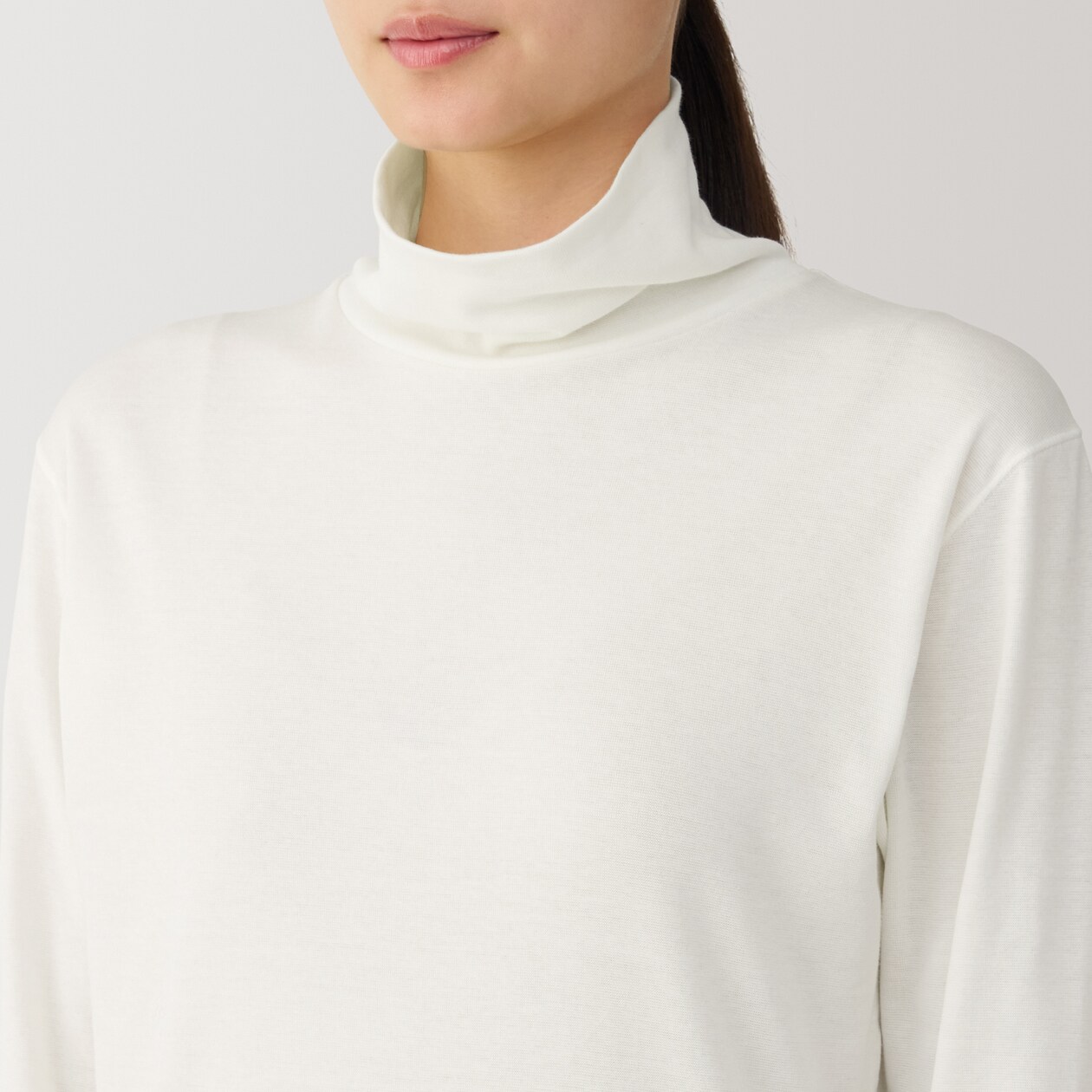 婦人　あったか綿　厚手　タートルネック長袖Ｔシャツ