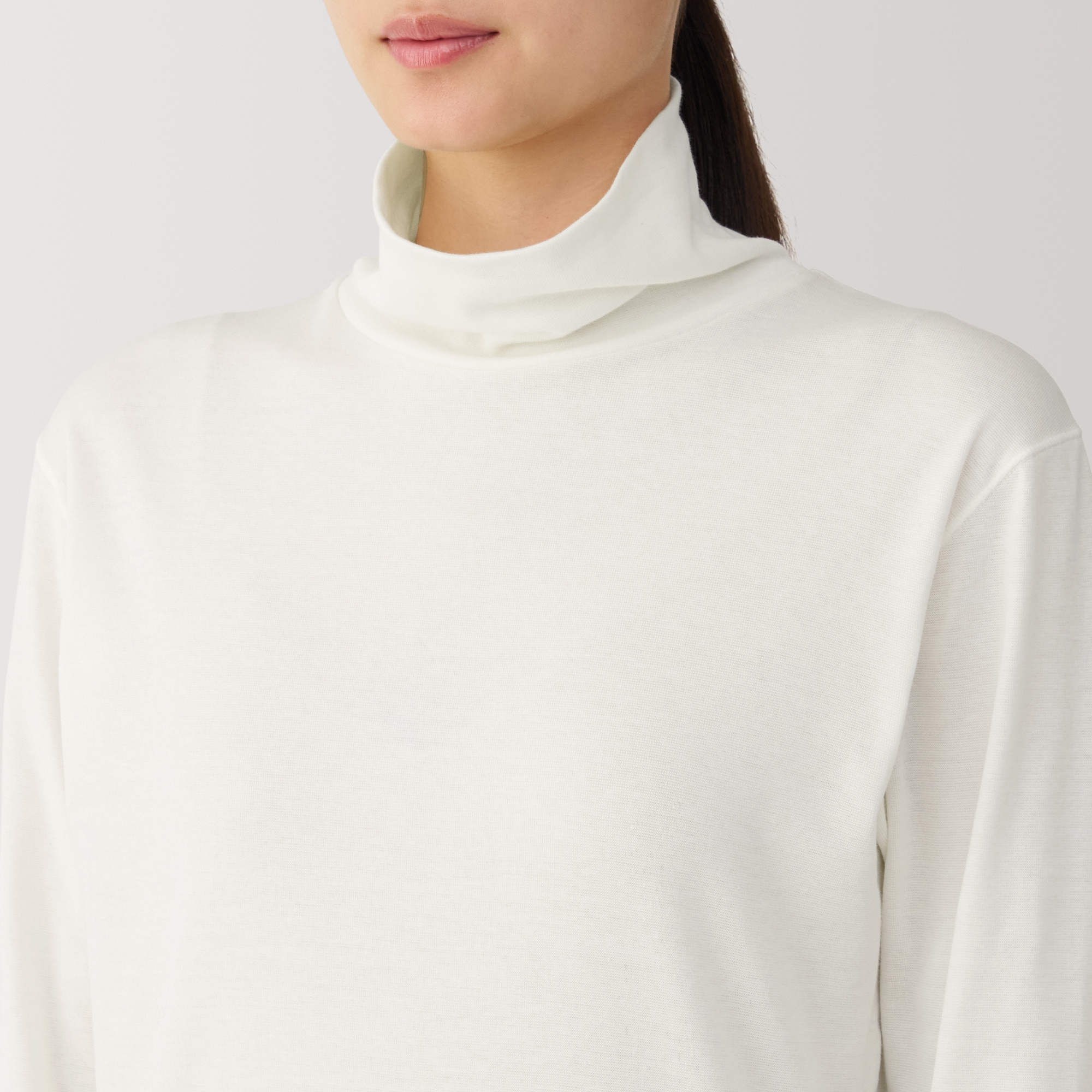 婦人　あったか綿　厚手　タートルネック長袖Ｔシャツ